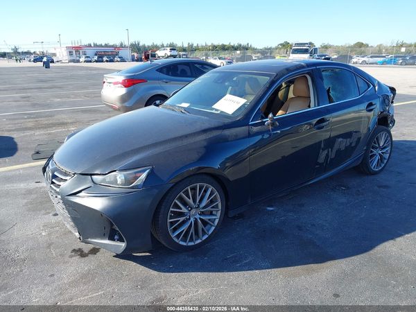 2017 LEXUS IS 200T