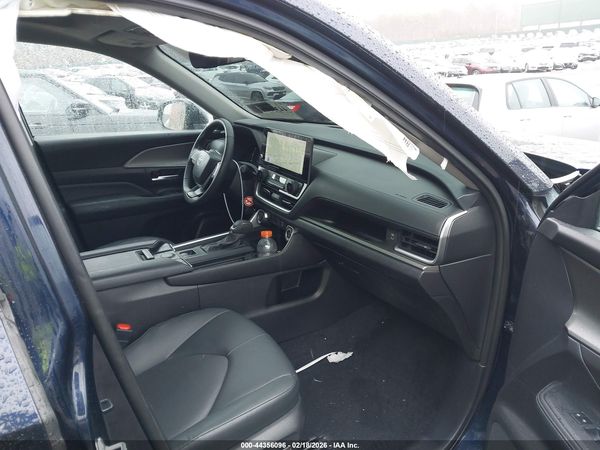 2025 TOYOTA GRAND HIGHLANDER XLE