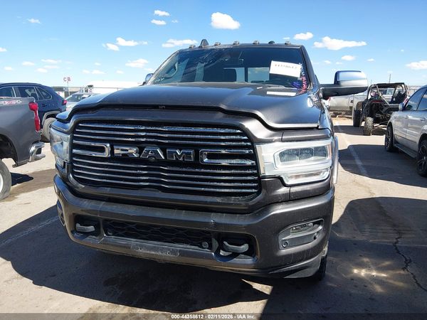 2020 RAM 2500 LARAMIE  4X4 6'4 BOX