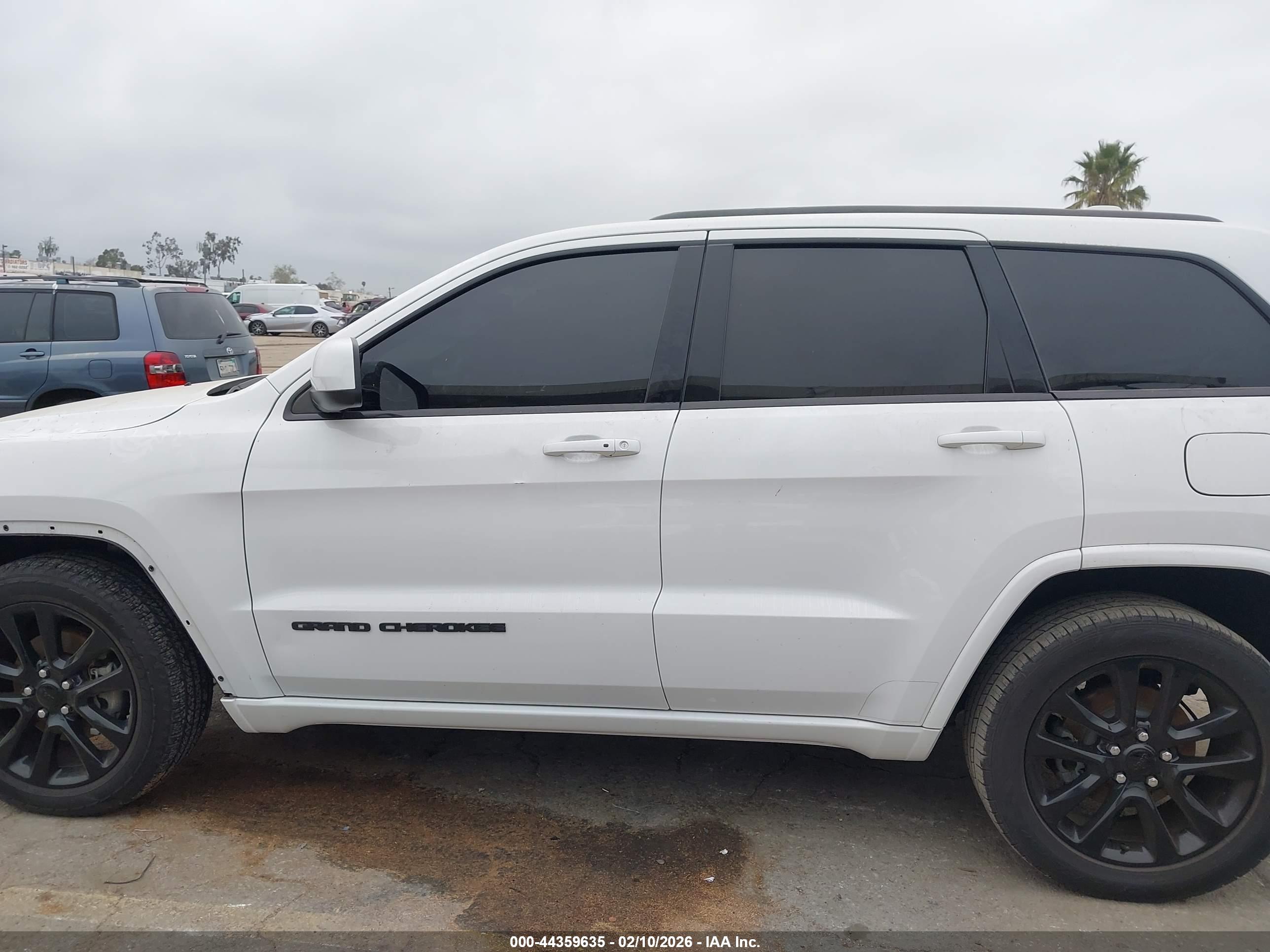 2018 JEEP GRAND CHEROKEE ALTITUDE 4X2