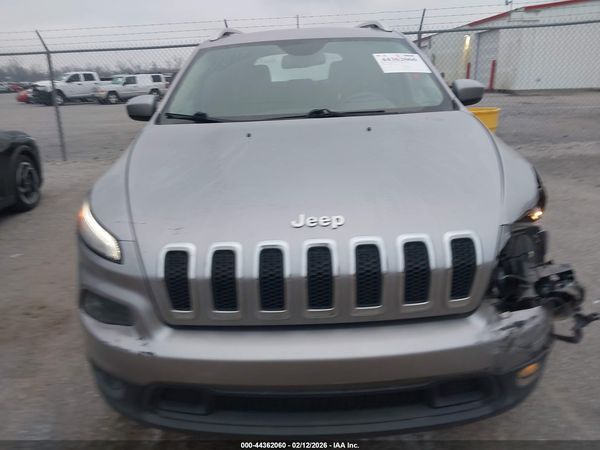 2018 JEEP CHEROKEE LATITUDE FWD