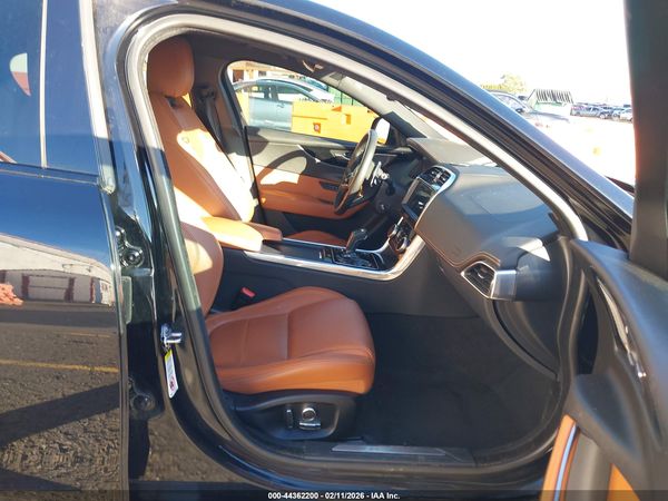 2020 JAGUAR XE