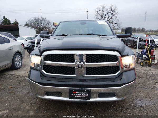 2023 RAM 1500 CLASSIC SLT  4X4 5'7 BOX