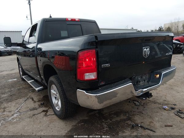 2023 RAM 1500 CLASSIC SLT  4X4 5'7 BOX