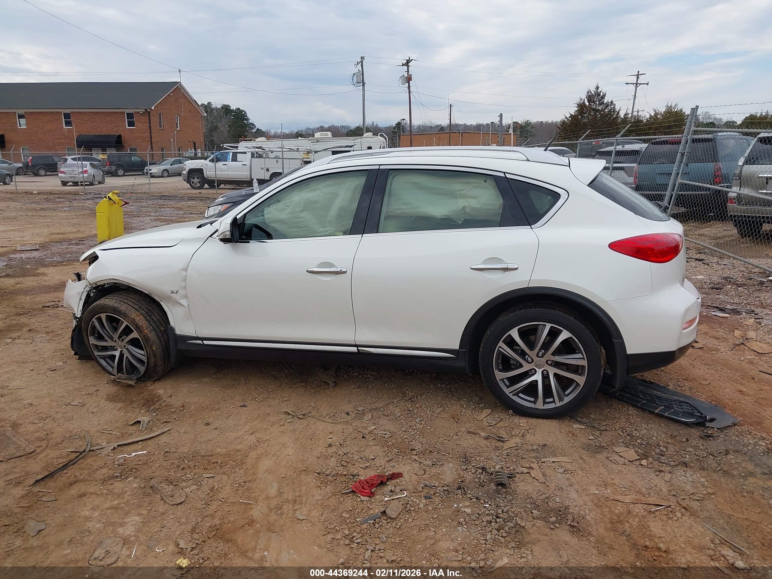 2017 INFINITI QX50