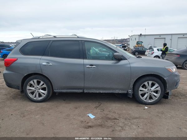 2018 NISSAN PATHFINDER SL