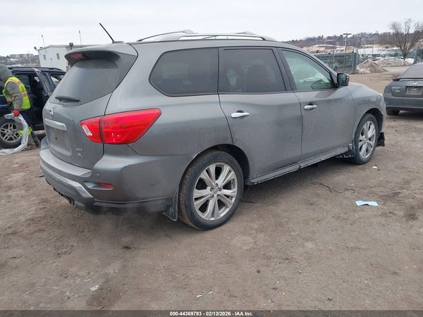 2018 NISSAN PATHFINDER SL