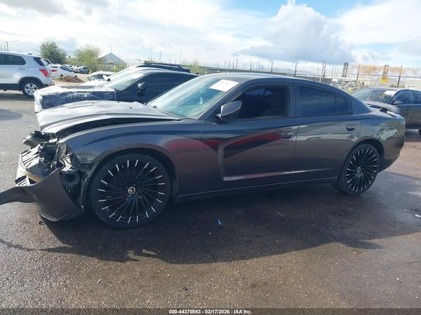 2014 DODGE CHARGER SE