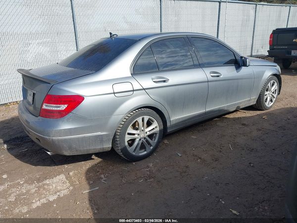 2012 MERCEDES-BENZ C 300 LUXURY 4MATIC