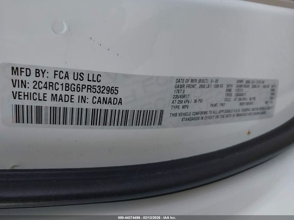 2023 CHRYSLER PACIFICA TOURING L — I9