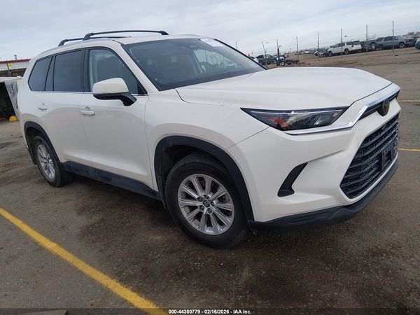 2024 TOYOTA GRAND HIGHLANDER XLE