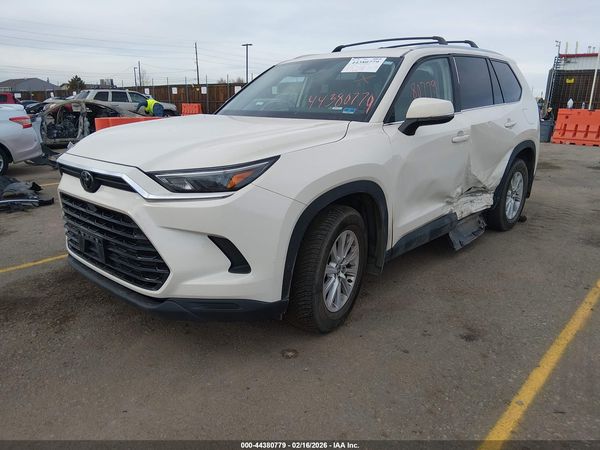 2024 TOYOTA GRAND HIGHLANDER XLE