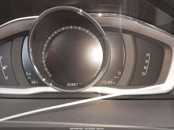 2018 VOLVO S60 T5 DYNAMIC