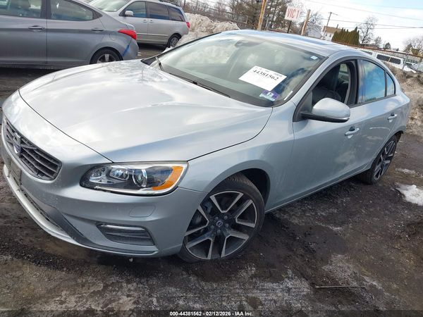 2018 VOLVO S60 T5 DYNAMIC