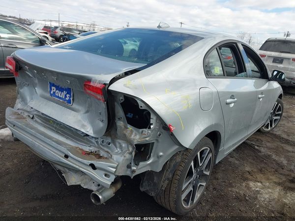 2018 VOLVO S60 T5 DYNAMIC