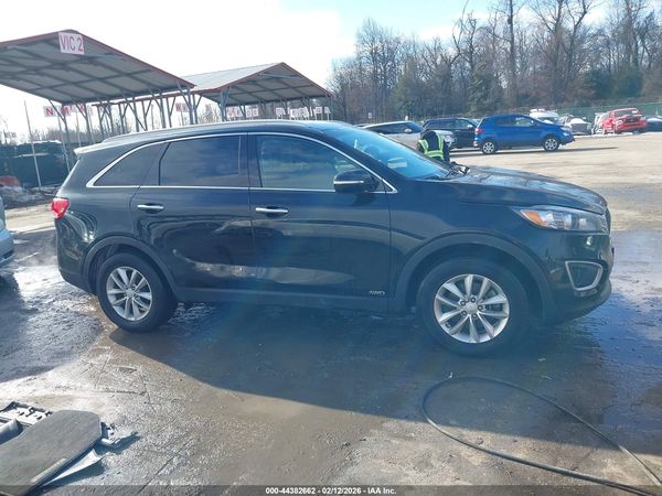 2016 KIA SORENTO 2.4L LX