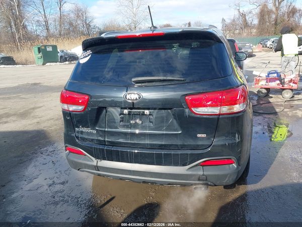 2016 KIA SORENTO 2.4L LX