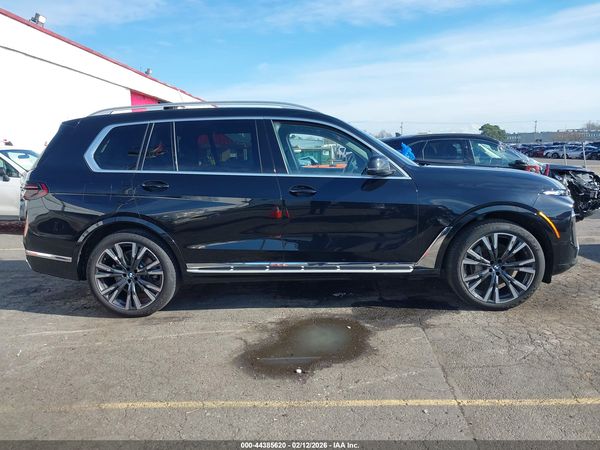 2025 BMW X7 XDRIVE40I