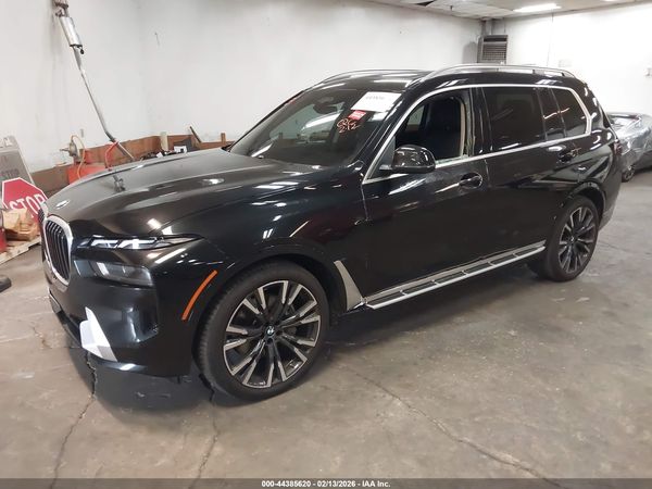 2025 BMW X7 XDRIVE40I