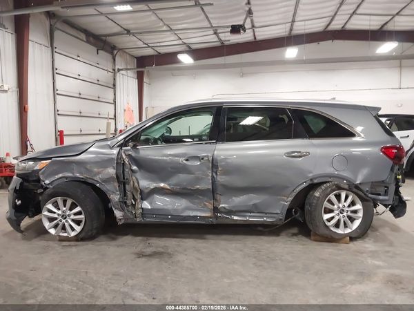 2019 KIA SORENTO 2.4L LX