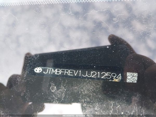 2018 TOYOTA RAV4 LE
