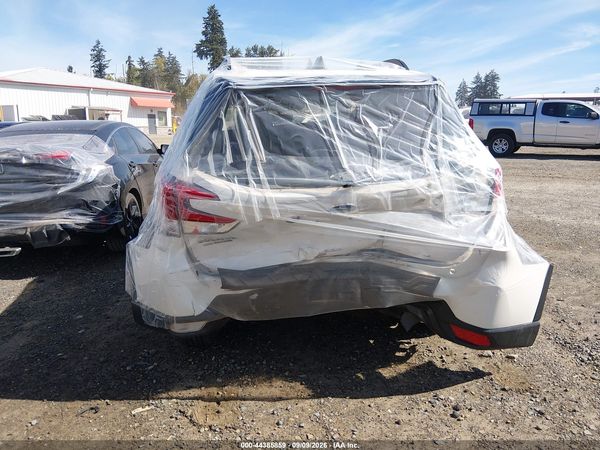 2024 SUBARU FORESTER LIMITED — I6