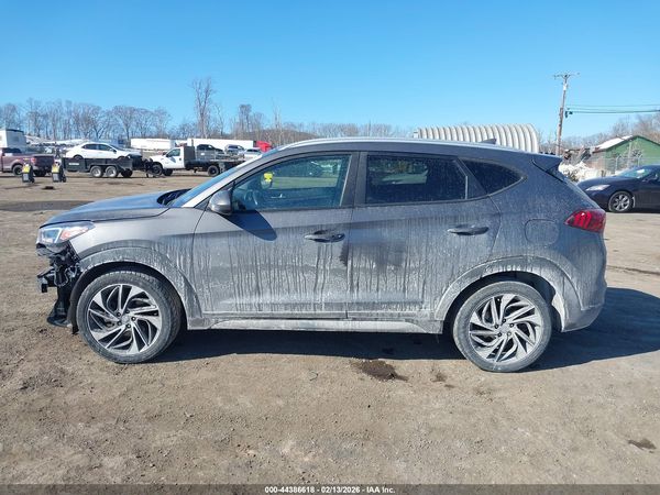2020 HYUNDAI TUCSON SPORT
