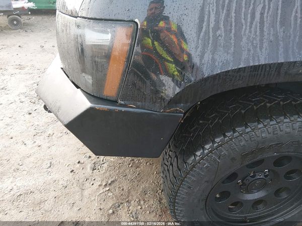 2013 CHEVROLET TAHOE LT — I153