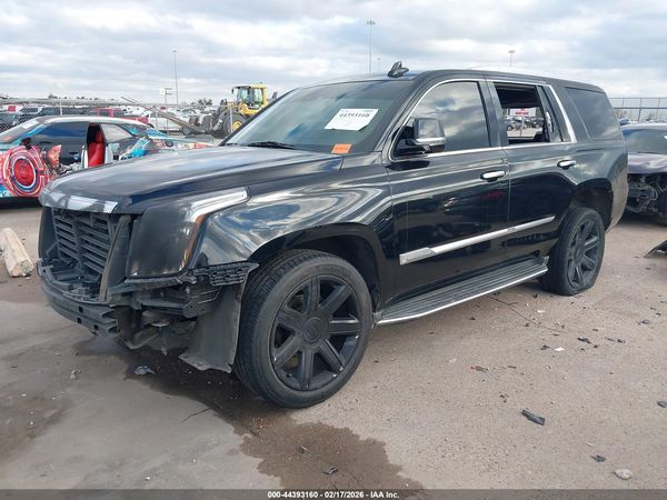 2016 CADILLAC ESCALADE LUXURY COLLECTION