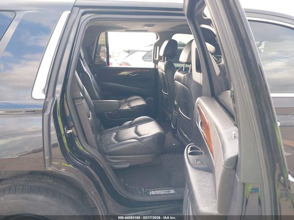 2016 CADILLAC ESCALADE LUXURY COLLECTION