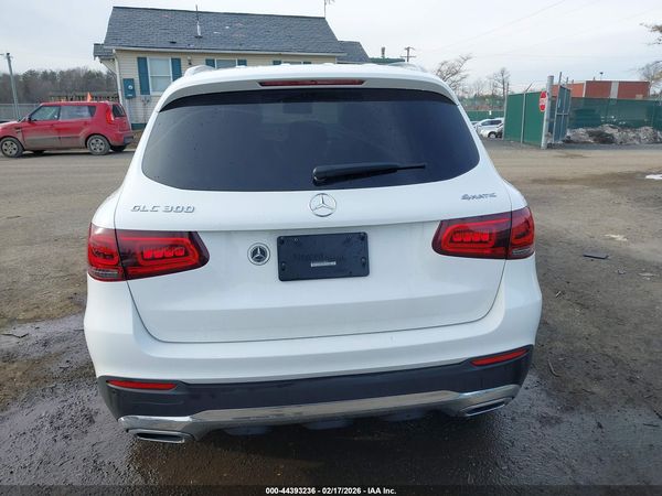 2022 MERCEDES-BENZ GLC 300 4MATIC SUV