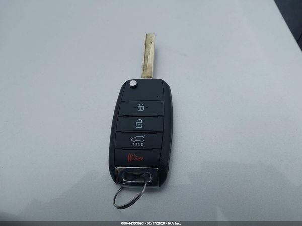 2019 KIA SORENTO 2.4L LX