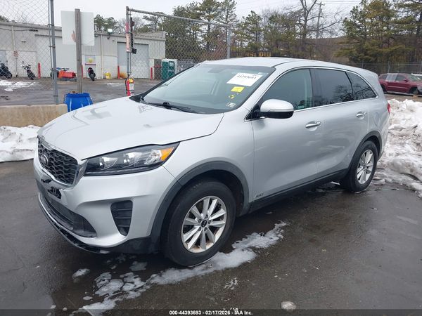 2019 KIA SORENTO 2.4L LX