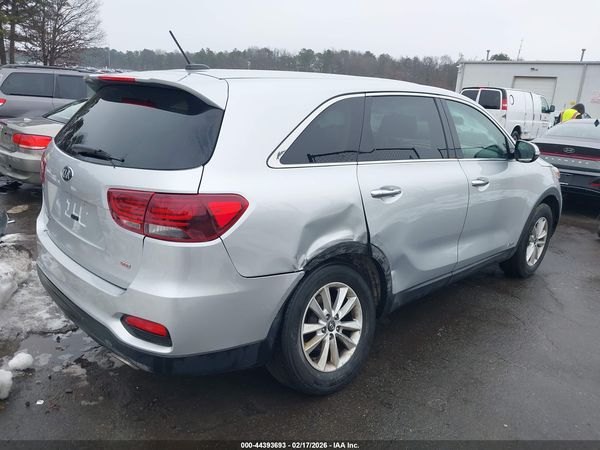 2019 KIA SORENTO 2.4L LX