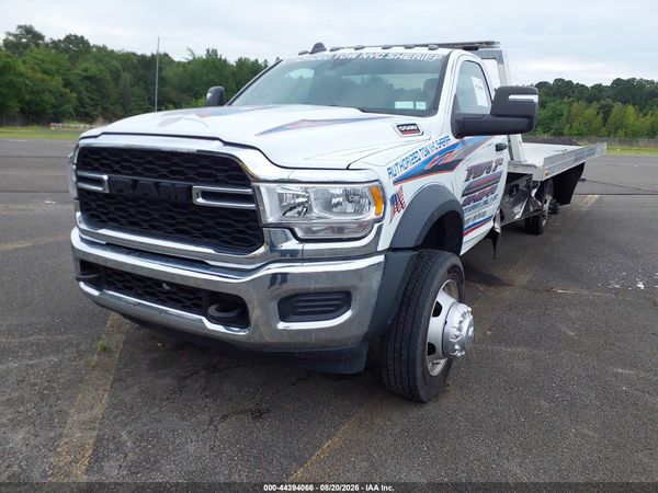 2024 RAM 5500 CHASSIS TRADESMAN/SLT