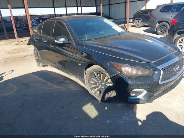 2018 INFINITI Q50 LUXE/SPORT