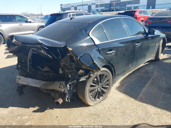 2018 INFINITI Q50 LUXE/SPORT