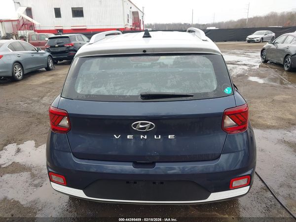 2022 HYUNDAI VENUE LIMITED