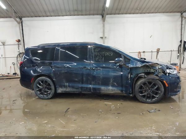 2021 CHRYSLER PACIFICA TOURING