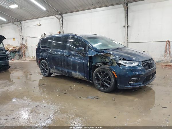 2021 CHRYSLER PACIFICA TOURING