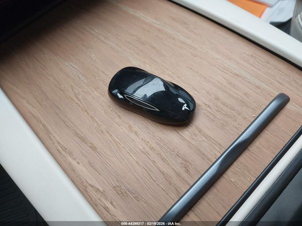 2021 TESLA MODEL S