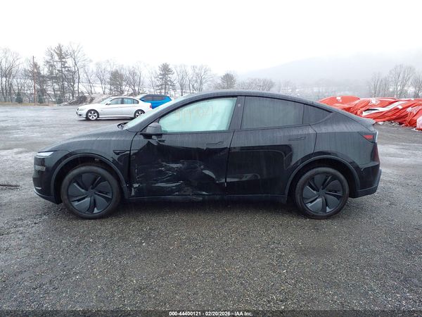 2026 TESLA MODEL Y