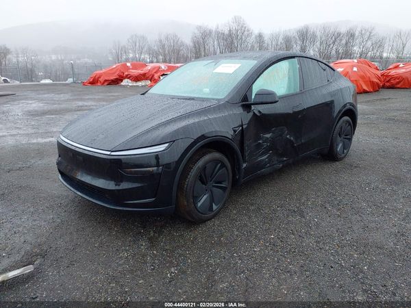 2026 TESLA MODEL Y