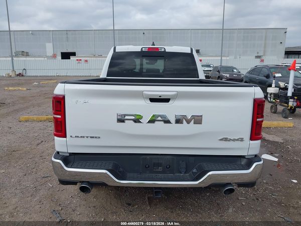 2025 RAM 1500 LIMITED  4X4 6'4 BOX