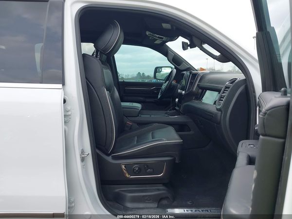 2025 RAM 1500 LIMITED  4X4 6'4 BOX