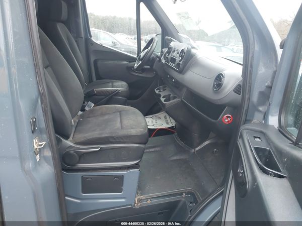 2019 MERCEDES-BENZ SPRINTER 2500 STANDARD ROOF V6
