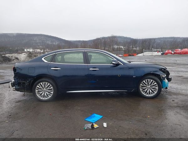 2016 INFINITI Q70L 3.7X