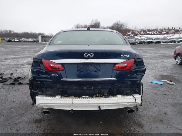 2016 INFINITI Q70L 3.7X