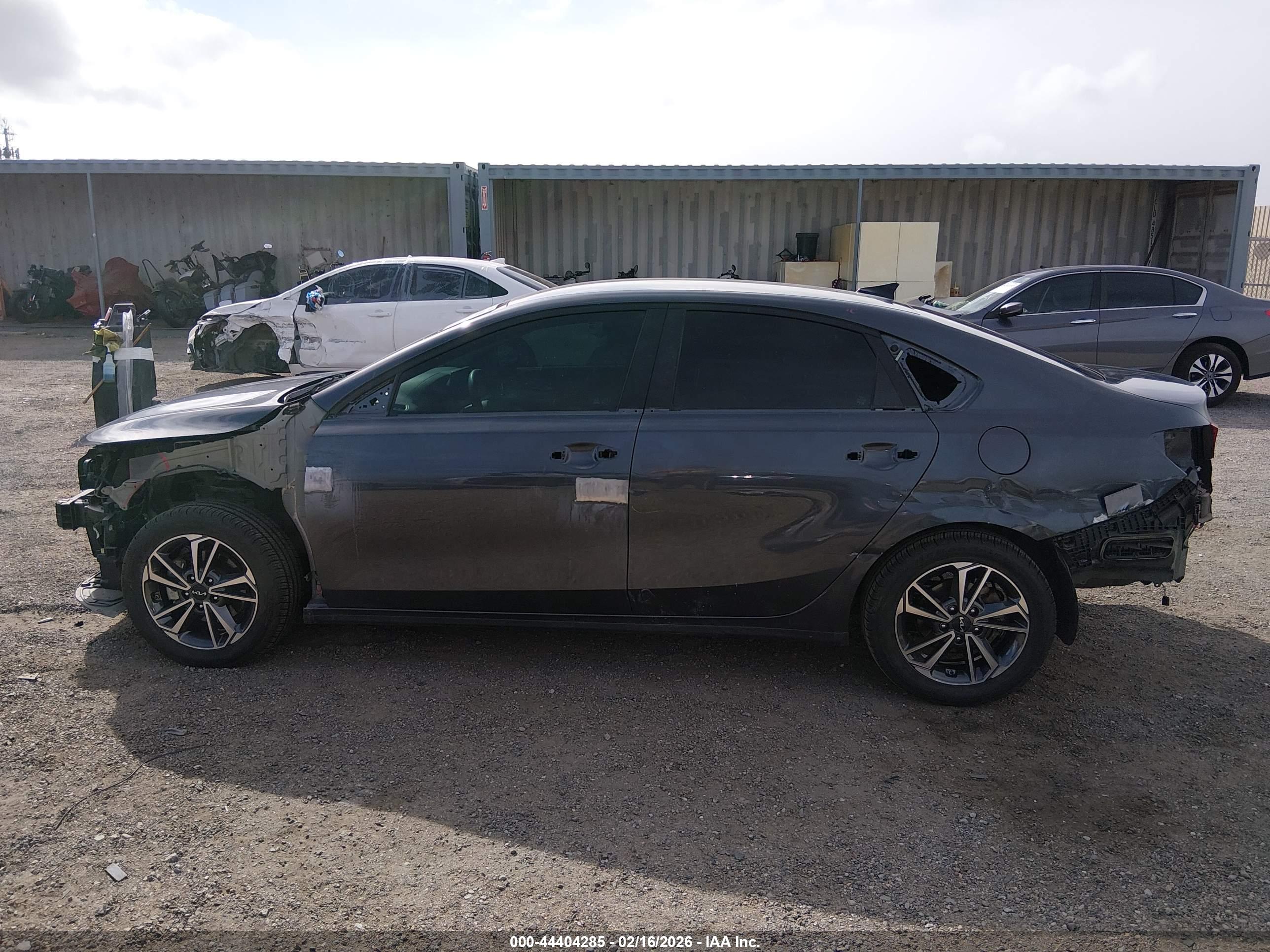 2023 KIA FORTE LXS
