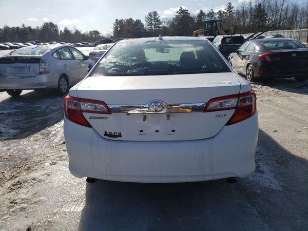 2012 TOYOTA CAMRY